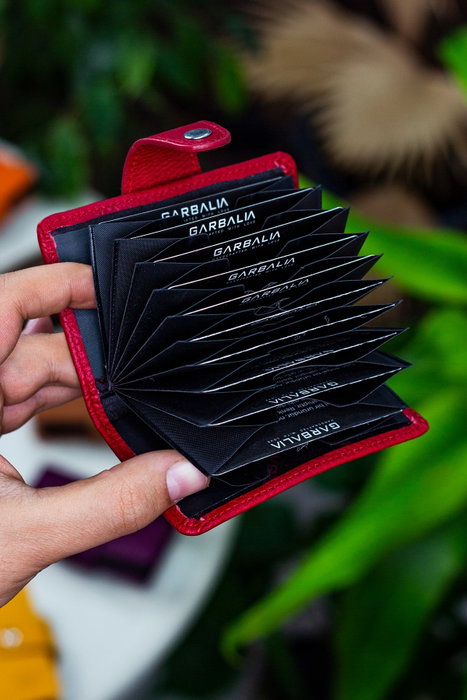 Zoozie Bags Tarjetero Rojo de Piel Auténtica